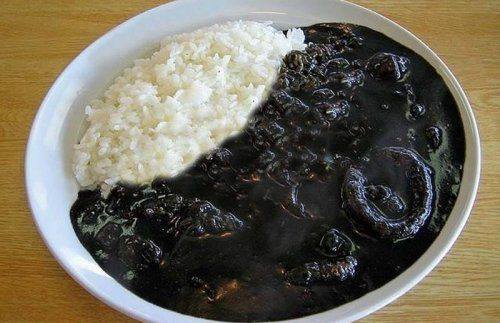 Calamares en su tinta cocinados por suegra